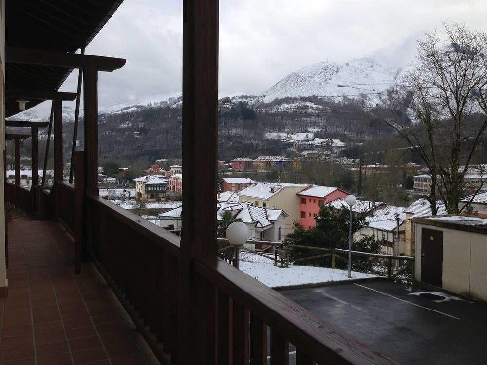 Apartamentos Aldea Del Puente Cangas de Onis Ngoại thất bức ảnh