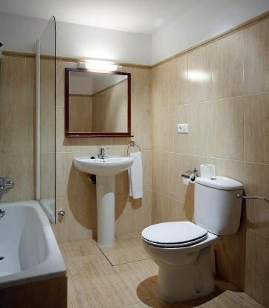 Apartamentos Aldea Del Puente Cangas de Onis Ngoại thất bức ảnh