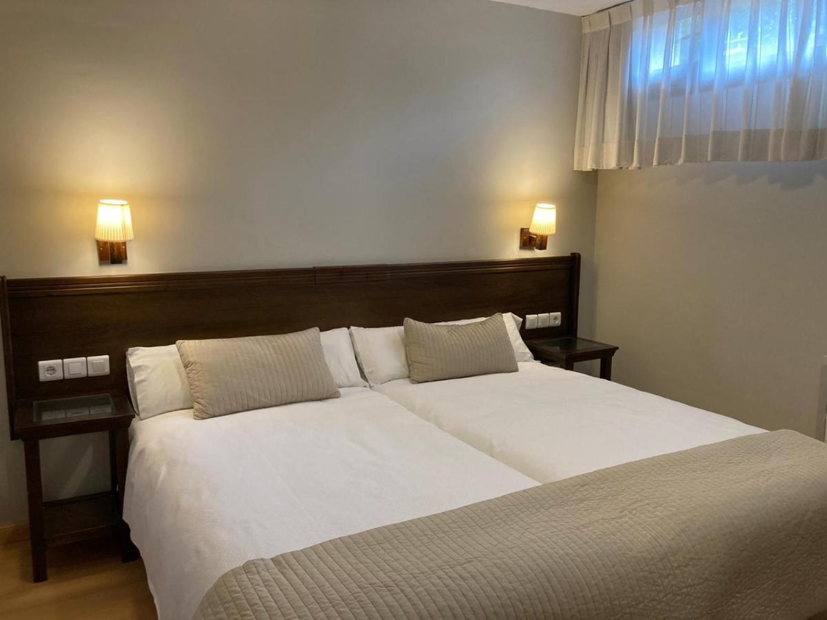 Apartamentos Aldea Del Puente Cangas de Onis Ngoại thất bức ảnh