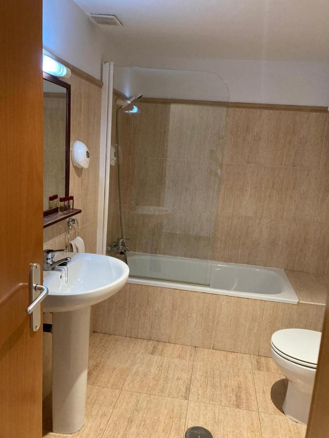 Apartamentos Aldea Del Puente Cangas de Onis Ngoại thất bức ảnh