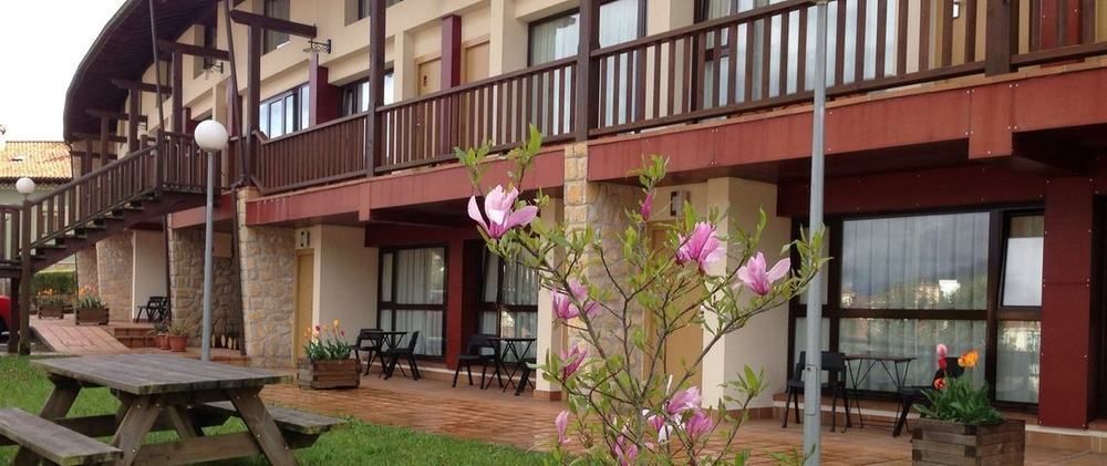 Apartamentos Aldea Del Puente Cangas de Onis Ngoại thất bức ảnh
